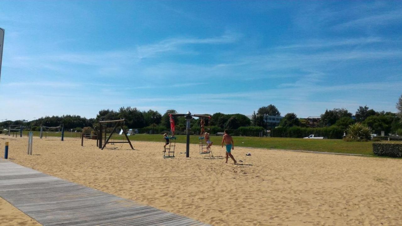 Aparthotel Residenza Al Parco Bibione Exterior foto