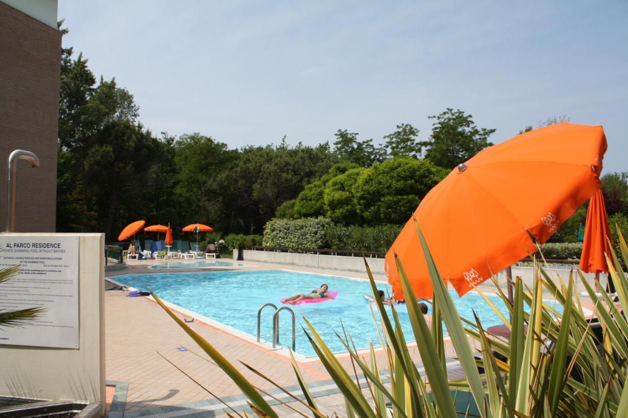 Aparthotel Residenza Al Parco Bibione Exterior foto